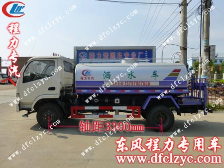 湖北程力國四東風(fēng)小多利卡灑水車側(cè)面展示圖