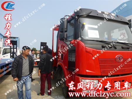 解放平板運(yùn)輸車用戶看車
