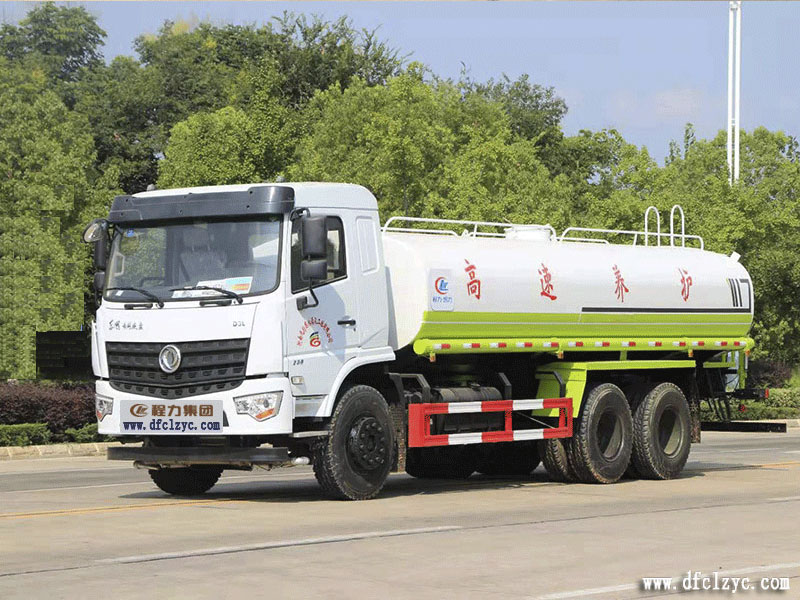 程力集團國六東風專底D3L后雙橋灑水車，專底系列中的精工產(chǎn)品